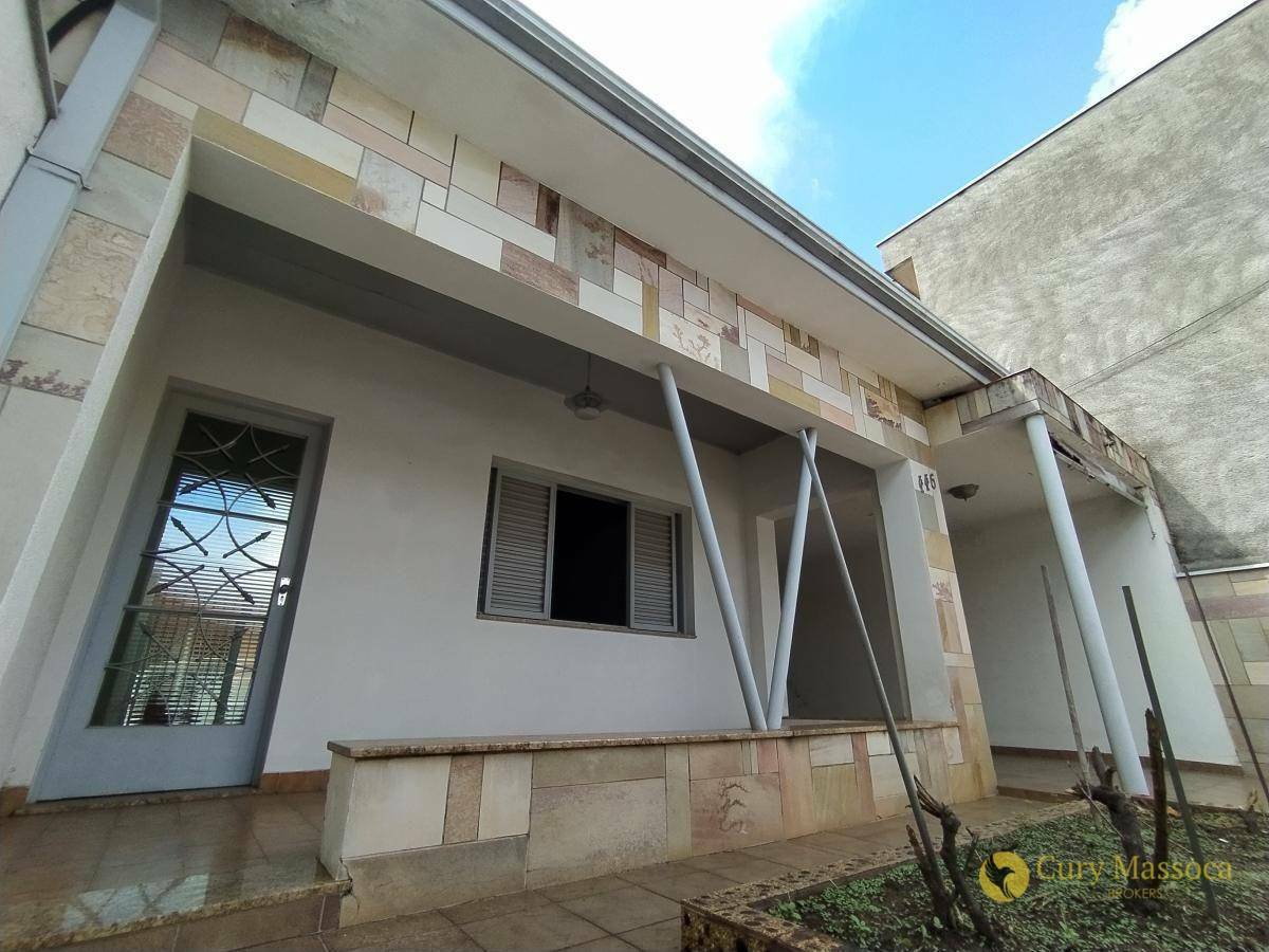 Casa à venda com 2 quartos, 232m² - Foto 1