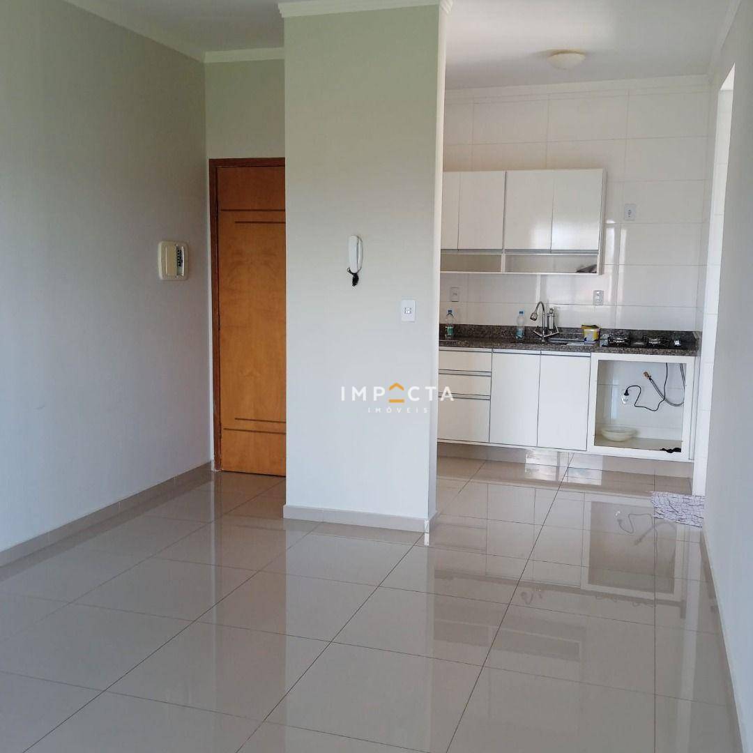 Apartamento à venda com 2 quartos, 80m² - Foto 1