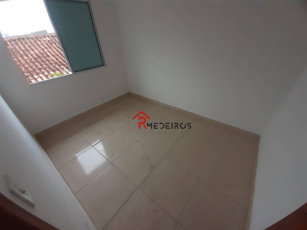 Casa à venda com 2 quartos, 61m² - Foto 8