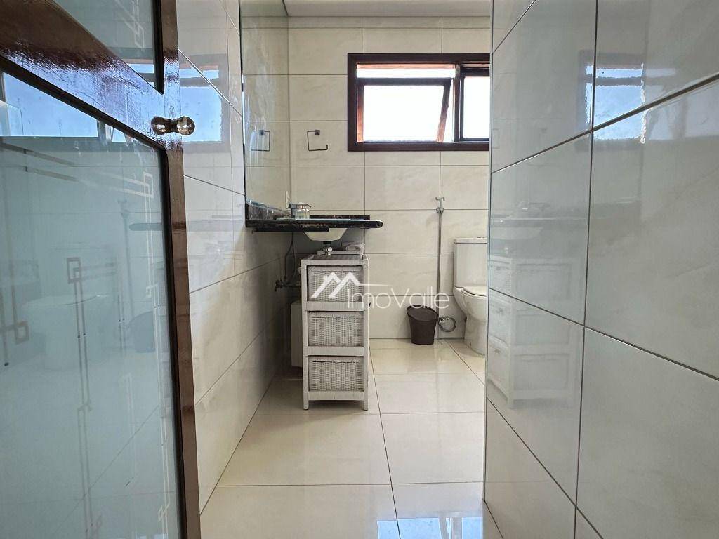 Casa à venda e aluguel com 3 quartos, 375m² - Foto 34