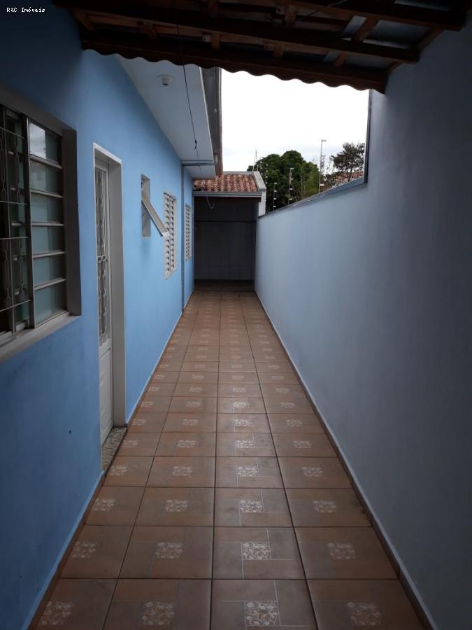 Casa à venda com 2 quartos, 150m² - Foto 10