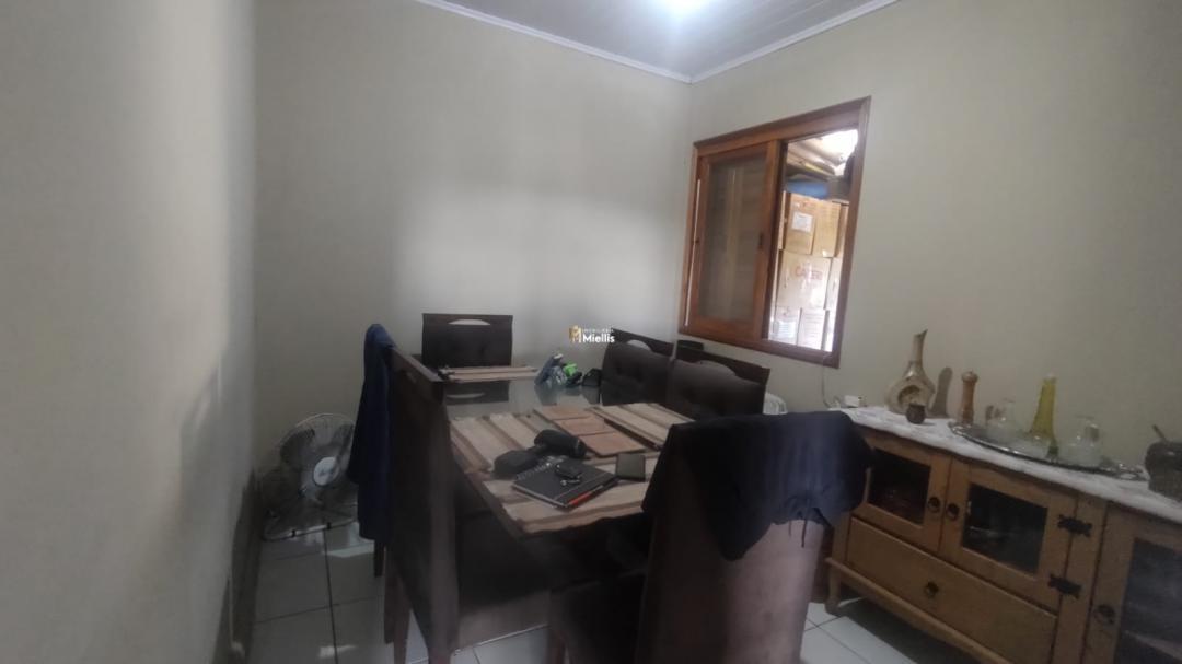 Casa à venda com 2 quartos, 60m² - Foto 12