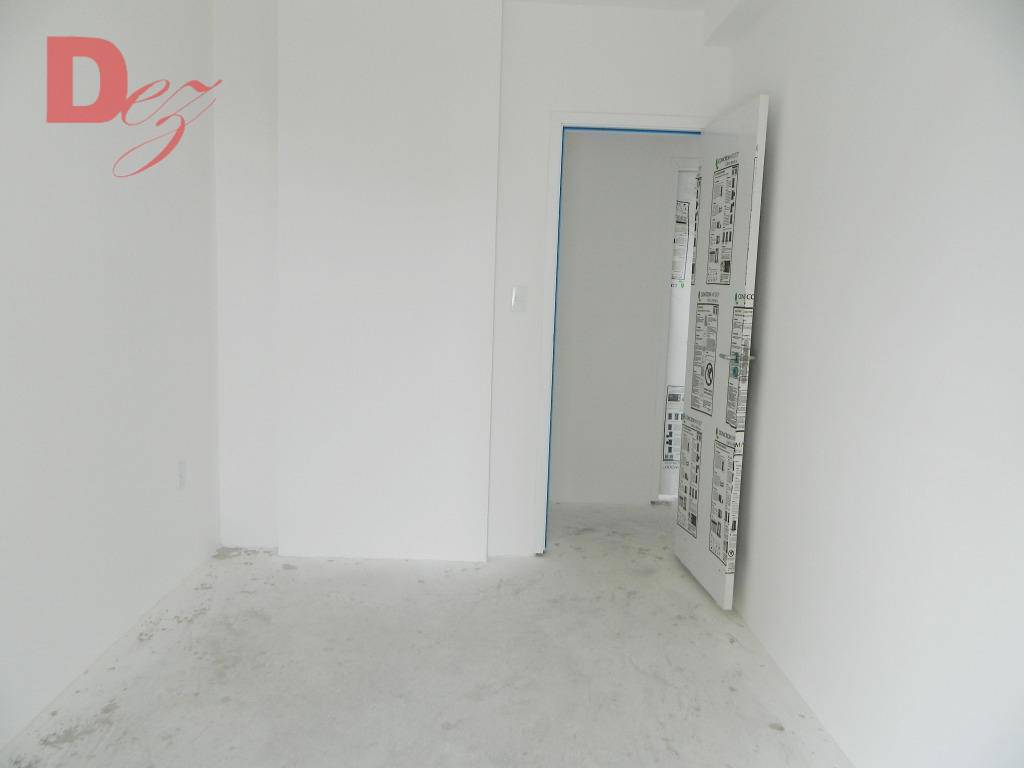 Apartamento à venda com 3 quartos, 108m² - Foto 14