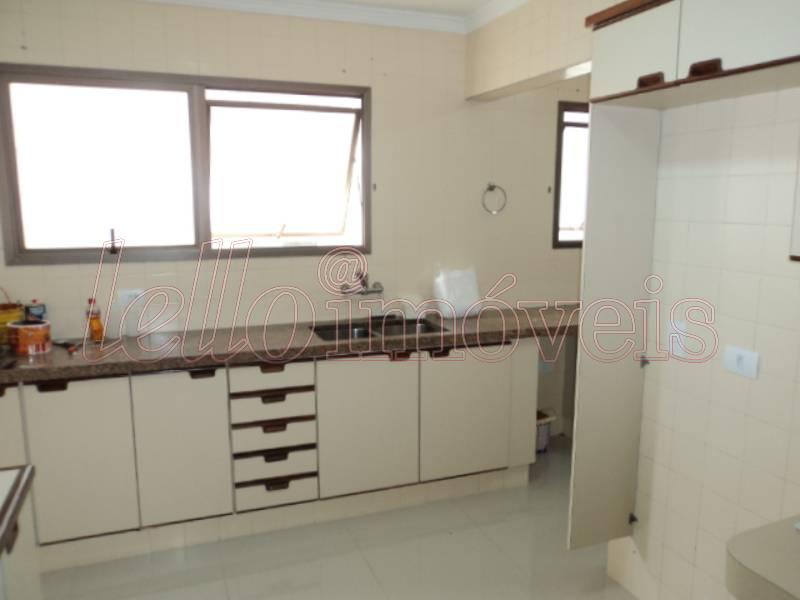 Apartamento para alugar com 4 quartos, 440m² - Foto 21