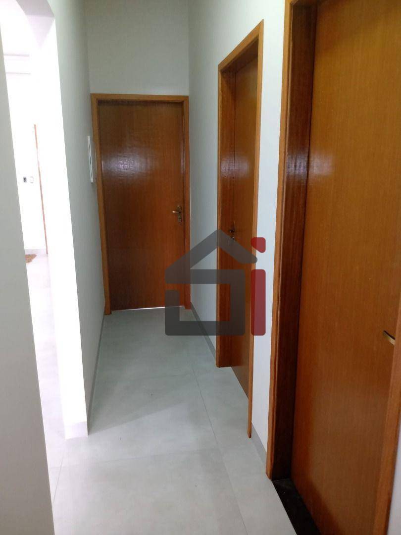 Casa à venda com 3 quartos, 128m² - Foto 11