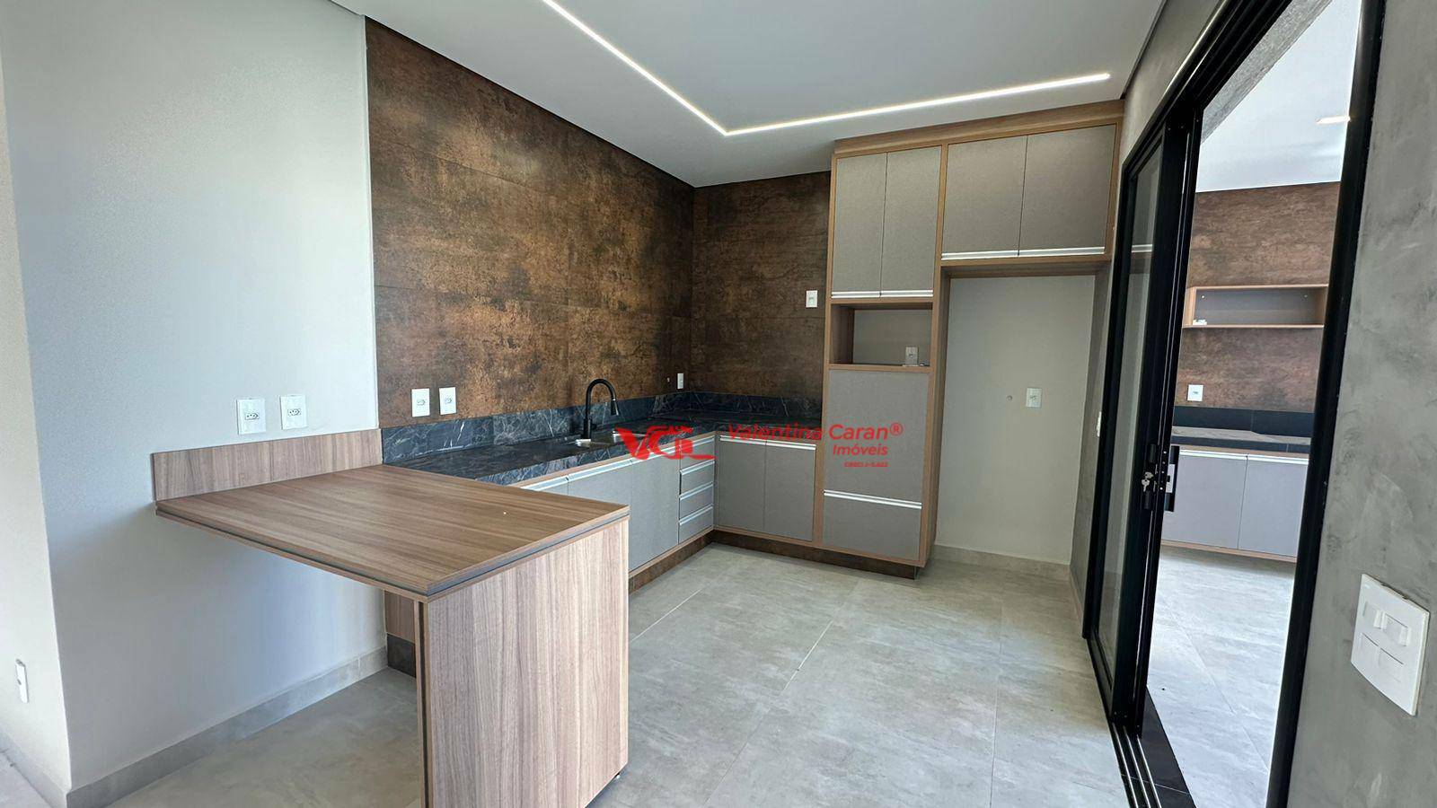 Casa de Condomínio à venda com 3 quartos, 202m² - Foto 10