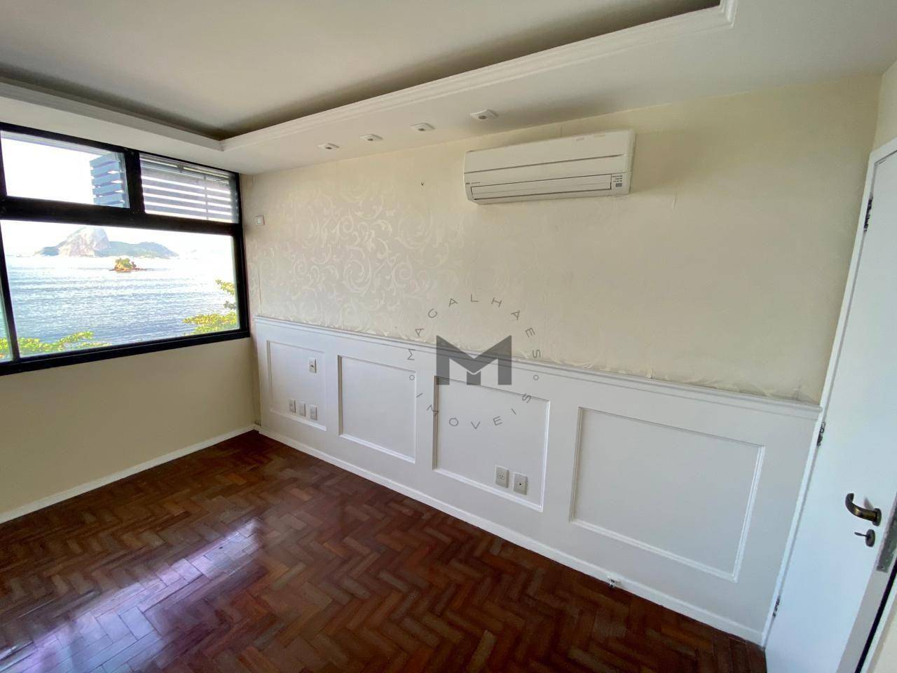 Apartamento à venda com 4 quartos, 180m² - Foto 13