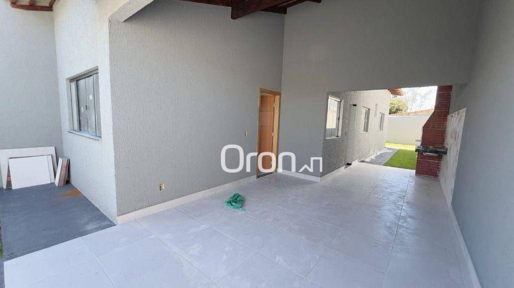 Casa à venda com 2 quartos, 83m² - Foto 9