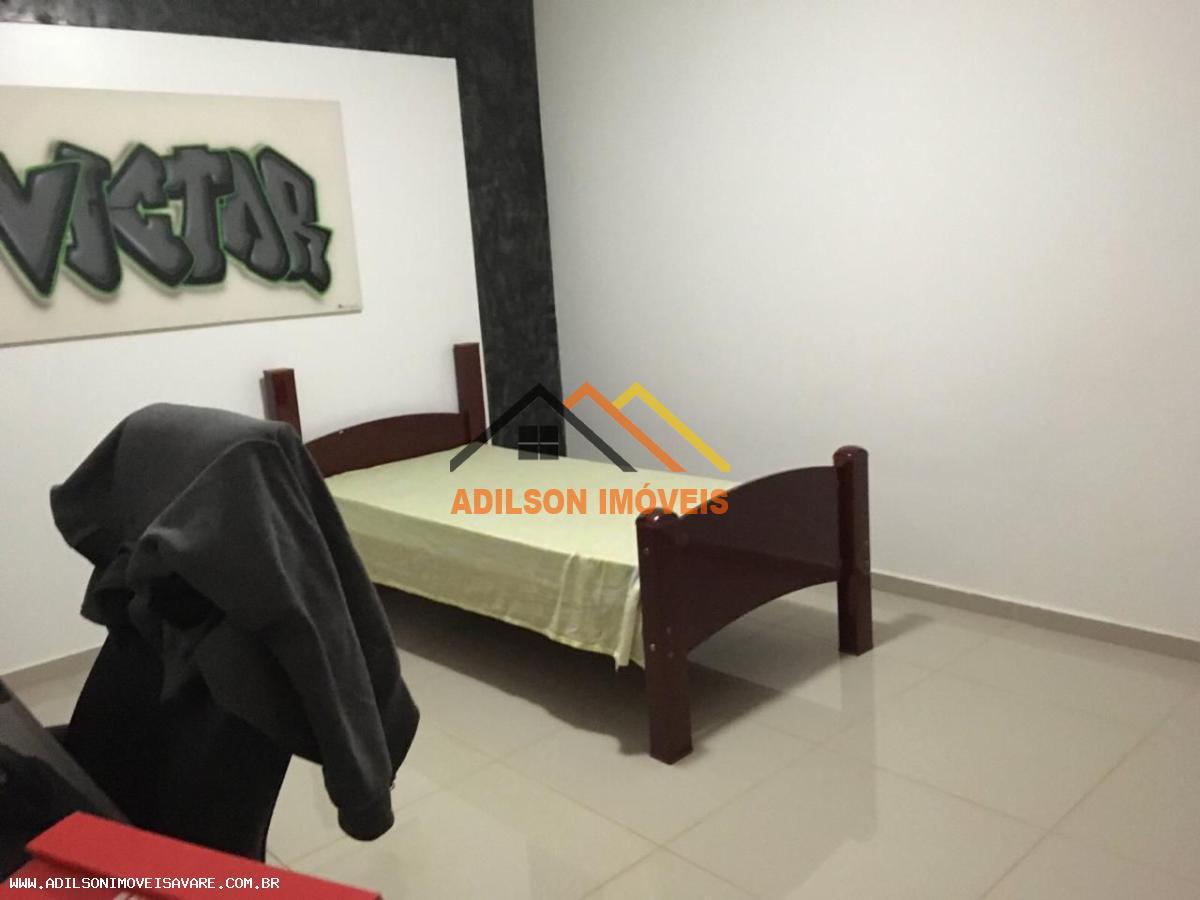 Casa à venda com 3 quartos, 260m² - Foto 8