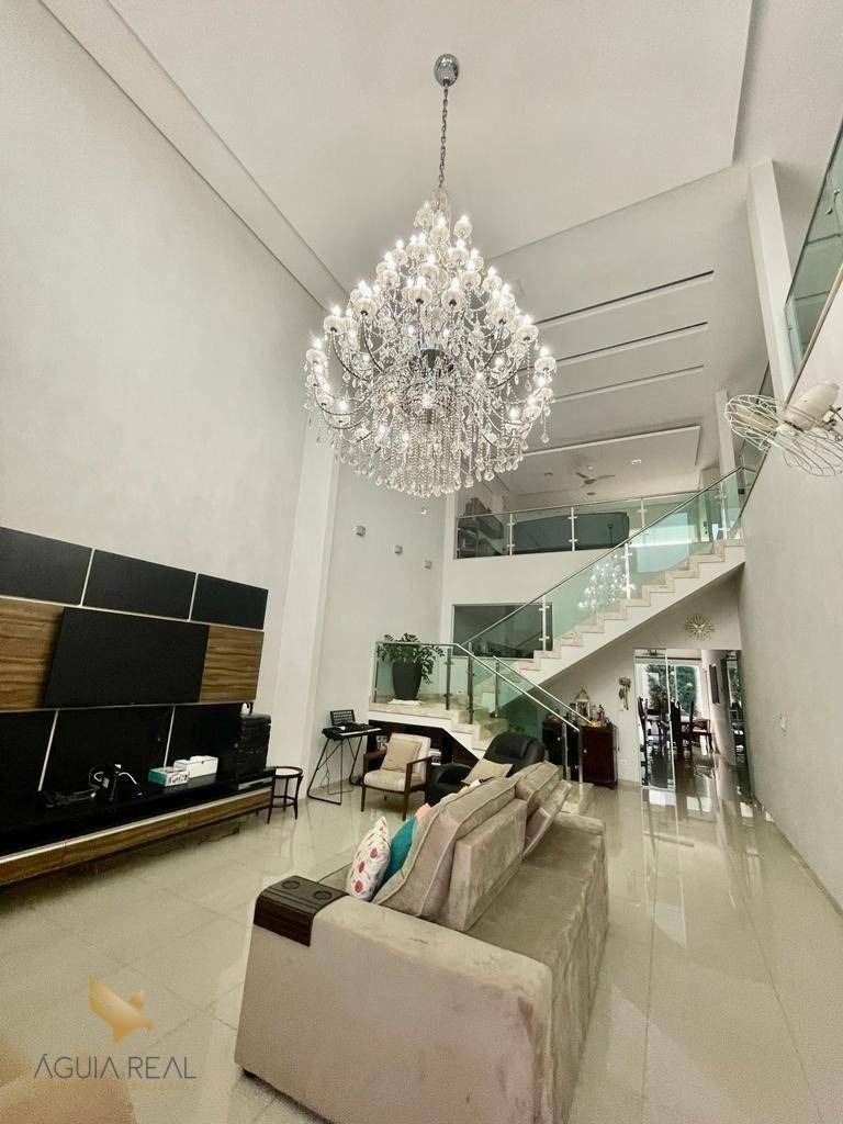 Sobrado à venda com 3 quartos, 351m² - Foto 4