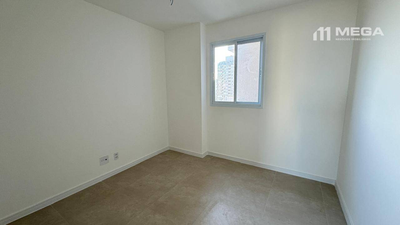 Apartamento à venda com 3 quartos, 75m² - Foto 11