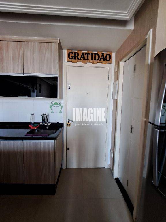 Apartamento à venda com 1 quarto, 33m² - Foto 23