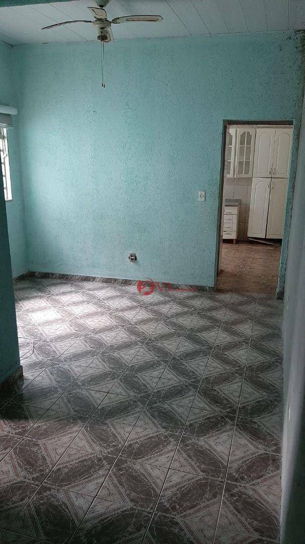 Sobrado à venda com 3 quartos, 300m² - Foto 5