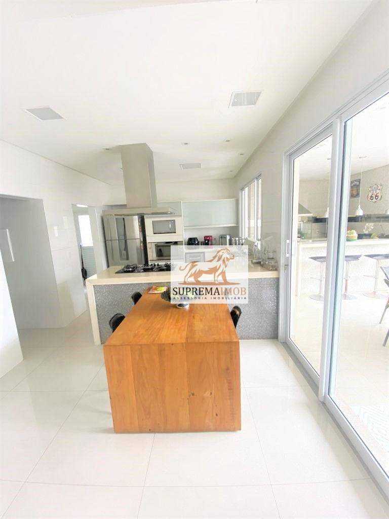 Casa de Condomínio à venda com 3 quartos, 450m² - Foto 5