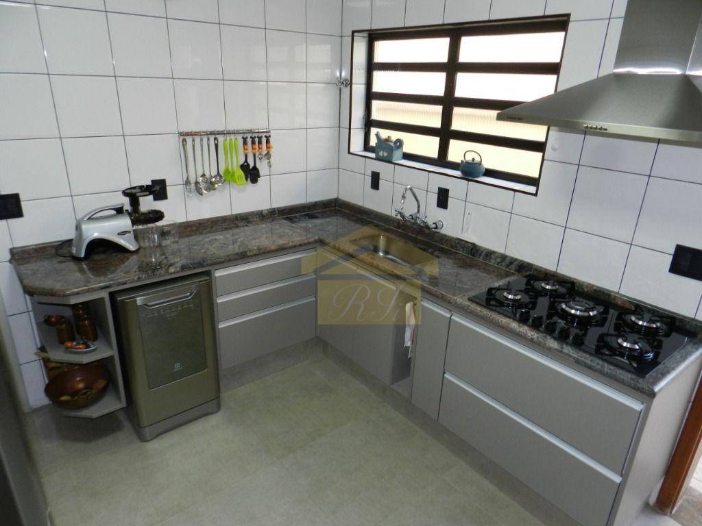 Sobrado à venda com 3 quartos, 179m² - Foto 9