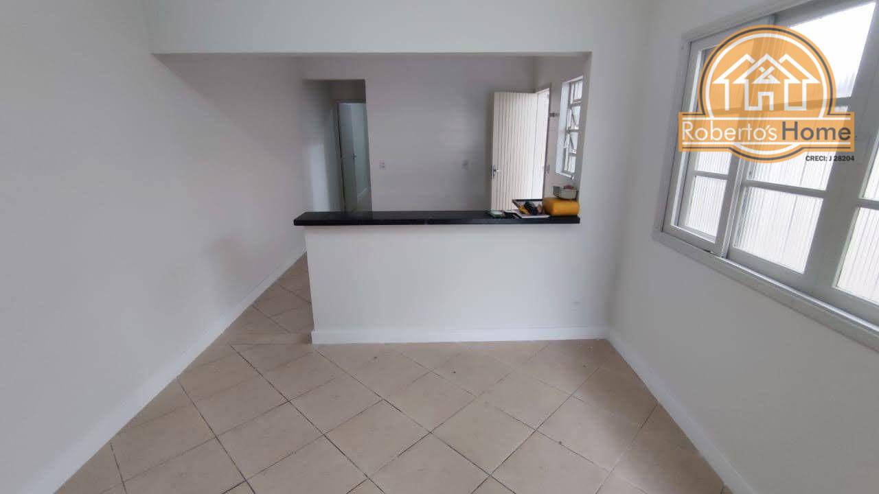 Casa à venda com 2 quartos, 83m² - Foto 13