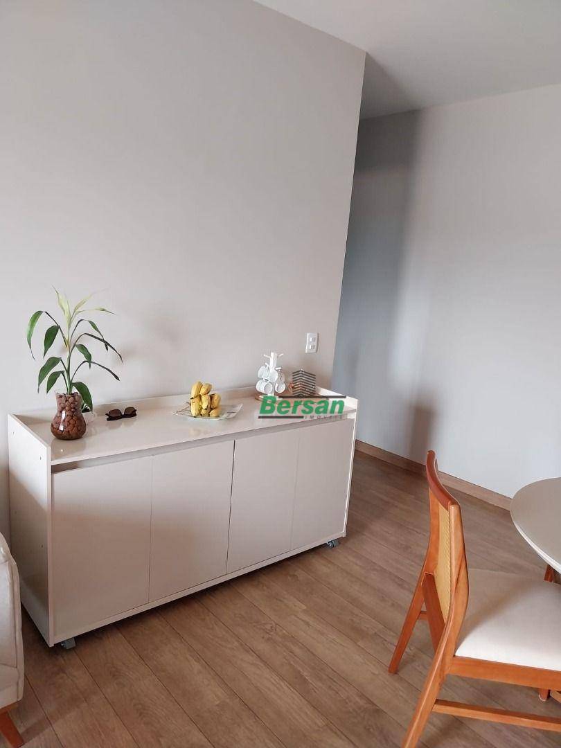 Apartamento à venda com 2 quartos, 64m² - Foto 30