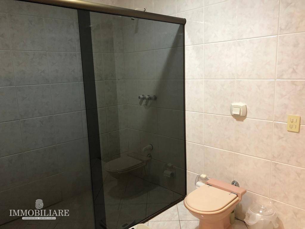 Sobrado à venda com 4 quartos, 257m² - Foto 29