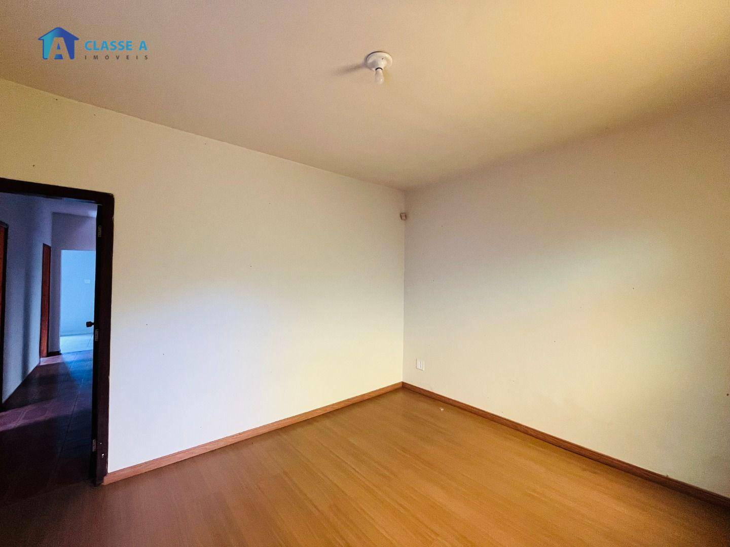 Casa à venda com 4 quartos, 171m² - Foto 16