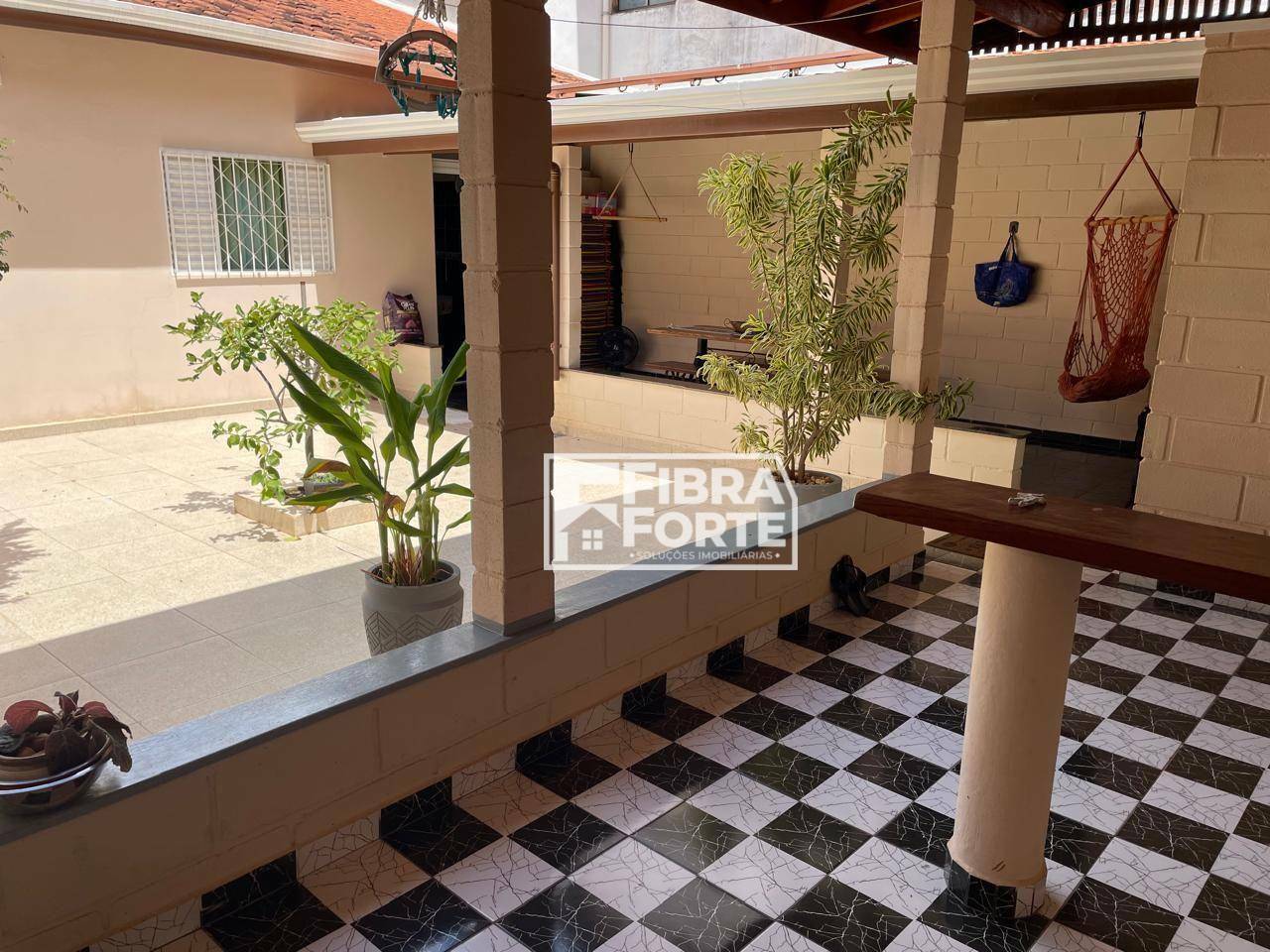 Casa à venda com 2 quartos, 120m² - Foto 31