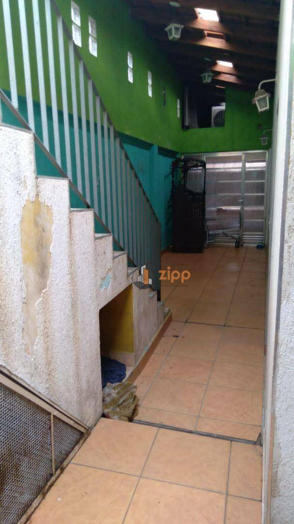 Sobrado à venda com 6 quartos, 300m² - Foto 10