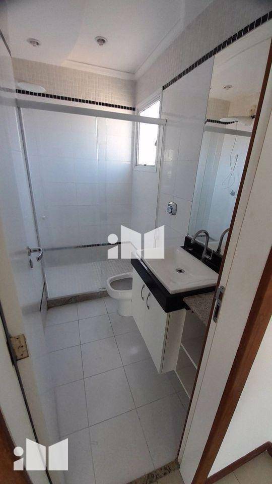 Apartamento à venda com 4 quartos, 157m² - Foto 19