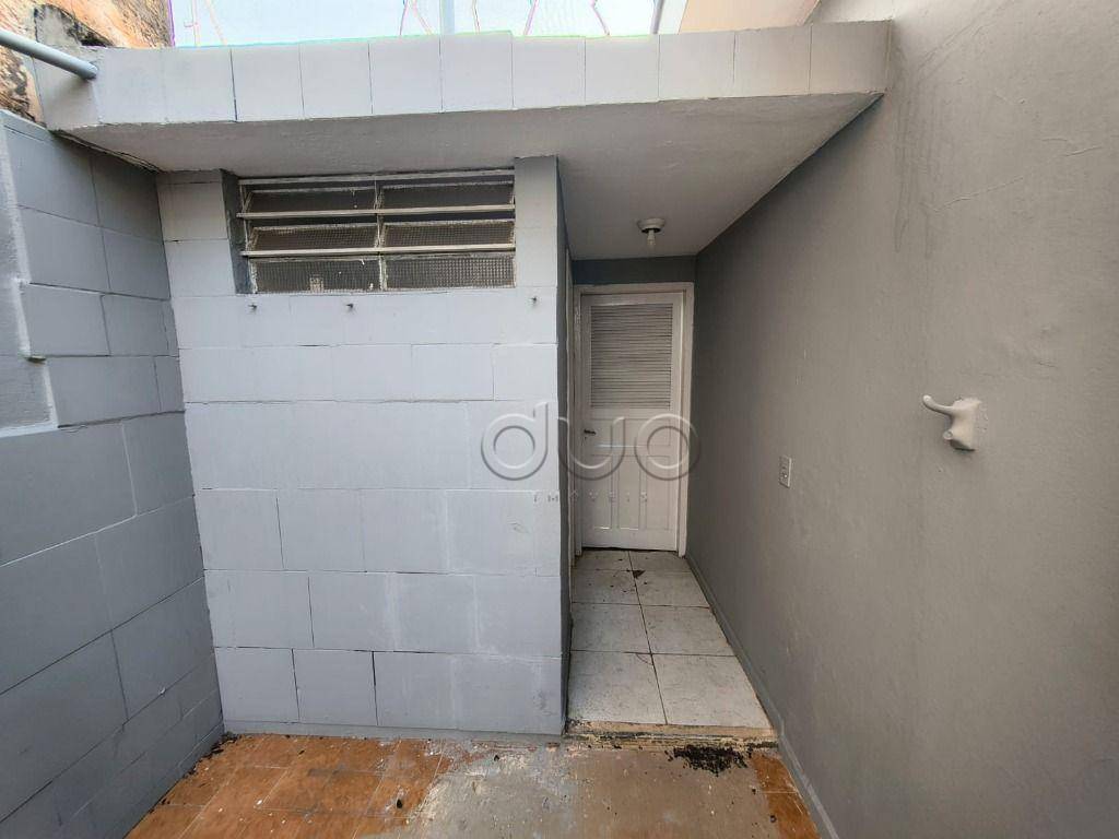Casa para alugar com 3 quartos, 298m² - Foto 33