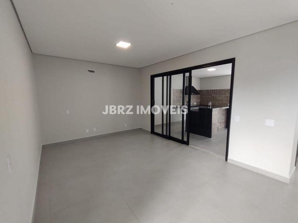 Casa à venda com 3 quartos, 251m² - Foto 9