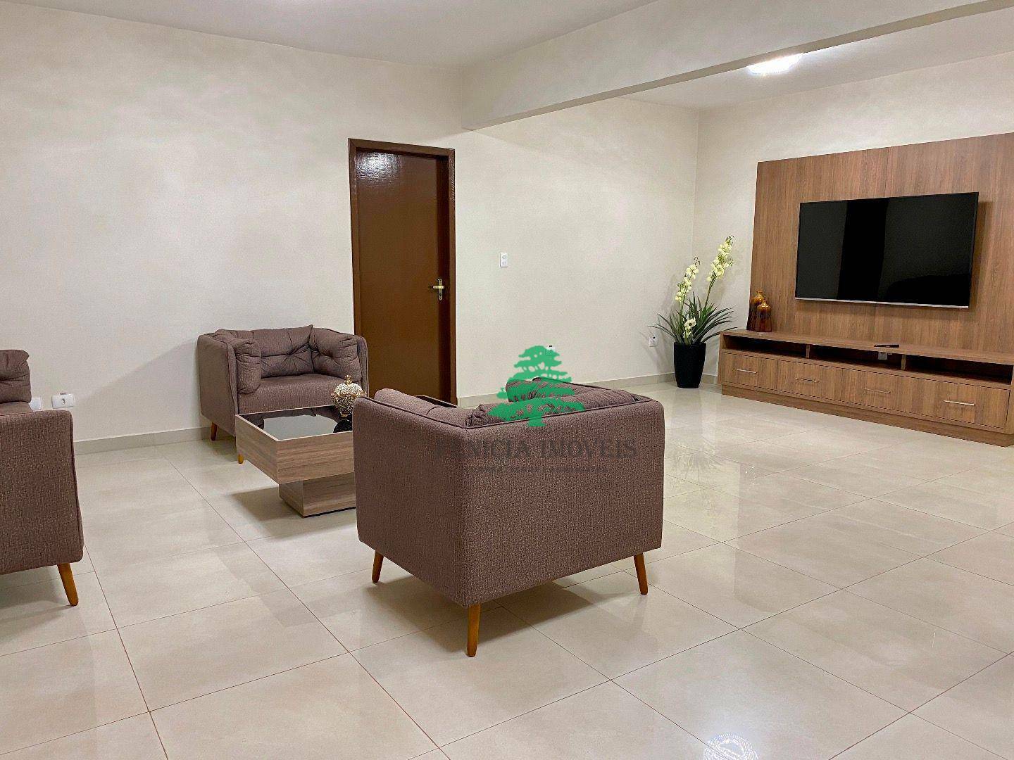 Apartamento para alugar com 3 quartos, 270m² - Foto 4