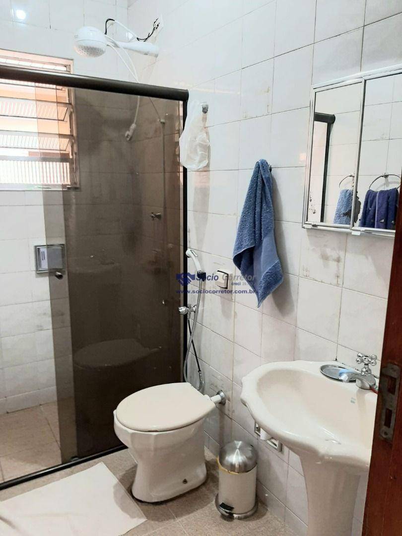 Casa à venda com 3 quartos, 366m² - Foto 28