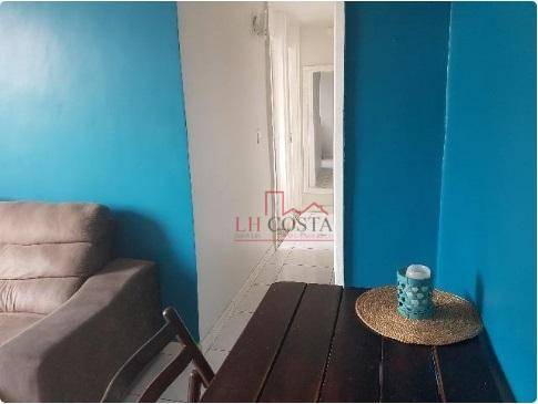 Apartamento à venda com 3 quartos, 70m² - Foto 2