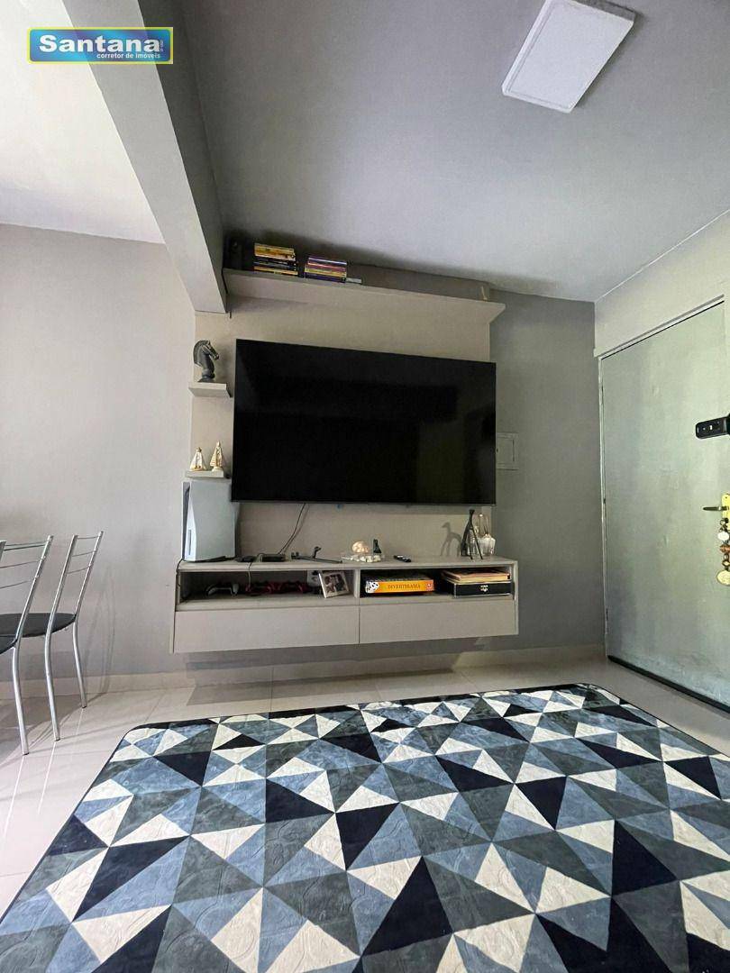 Apartamento à venda com 3 quartos, 80m² - Foto 1