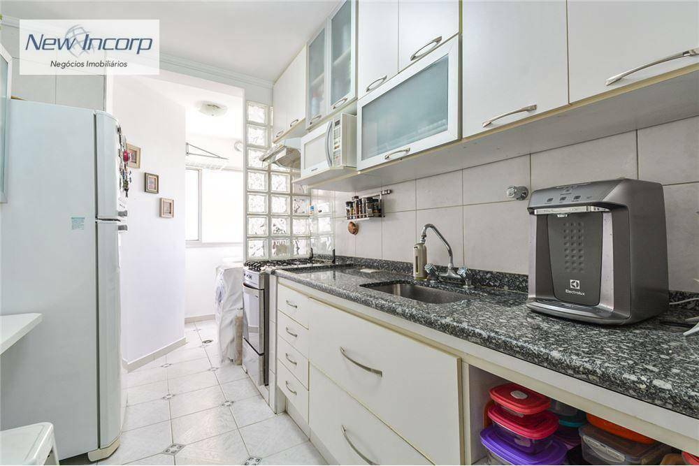 Apartamento à venda com 2 quartos, 69m² - Foto 25