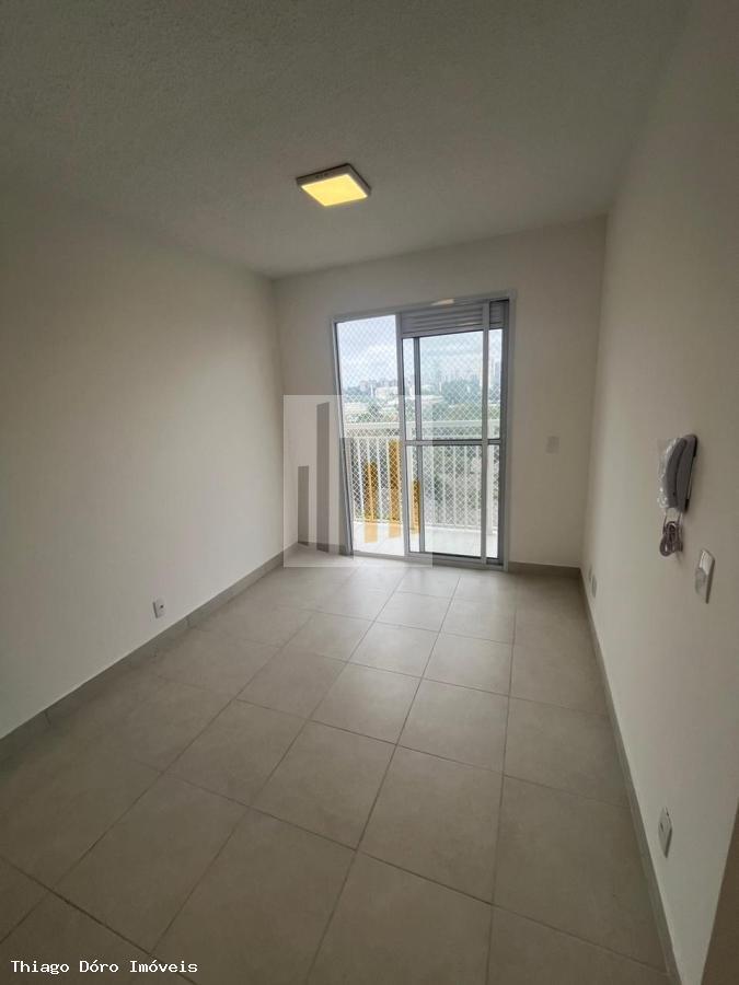 Apartamento para alugar com 2 quartos, 35m² - Foto 20