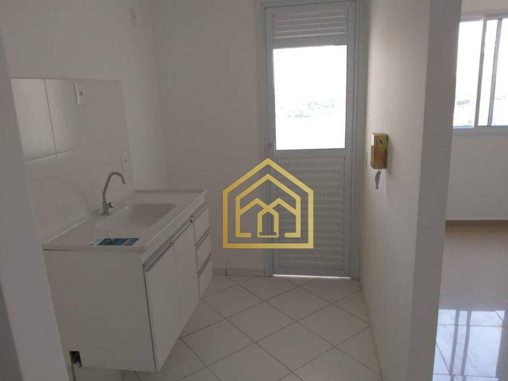 Apartamento à venda com 2 quartos, 44m² - Foto 11