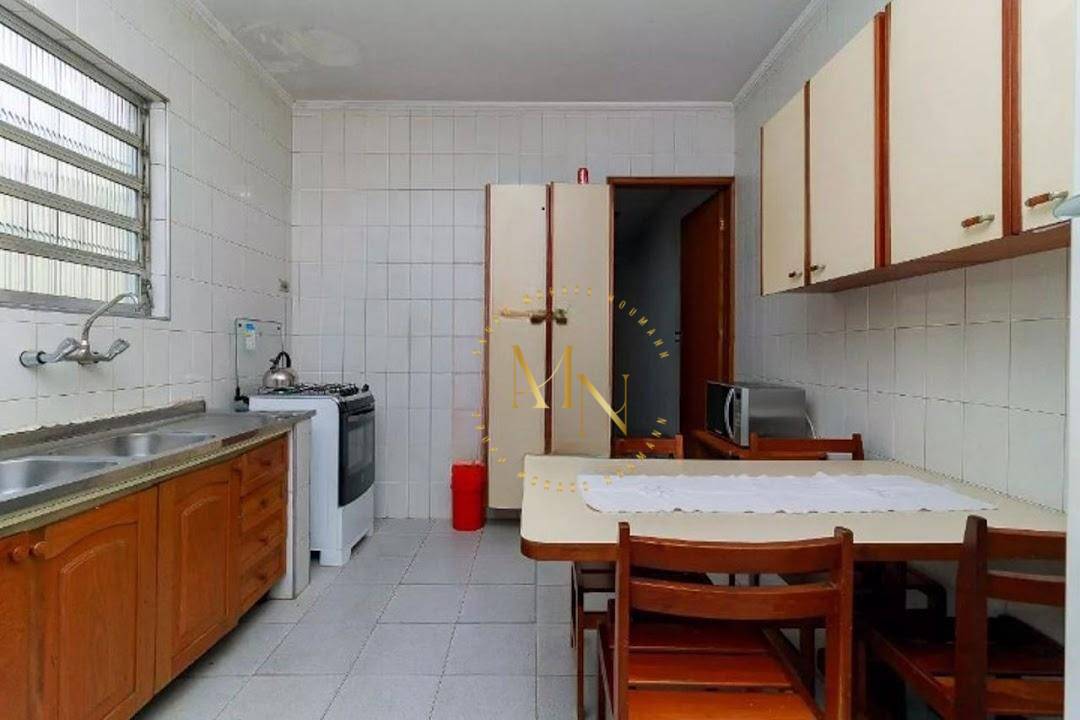 Casa para alugar com 4 quartos, 205m² - Foto 8