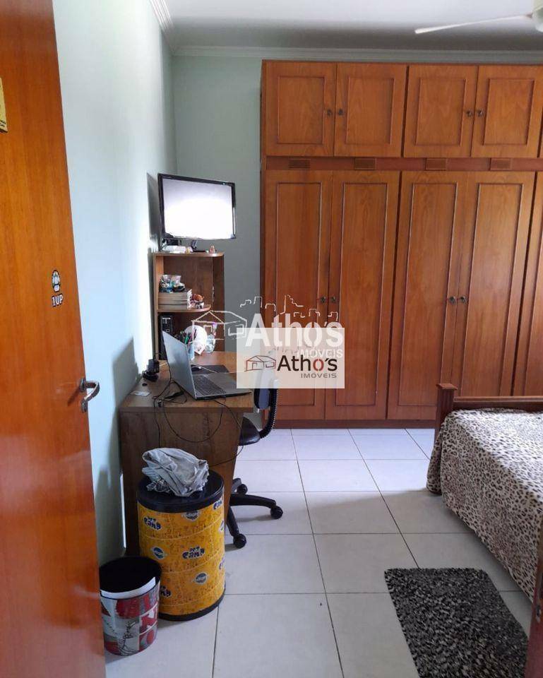 Sobrado à venda com 4 quartos, 180m² - Foto 10