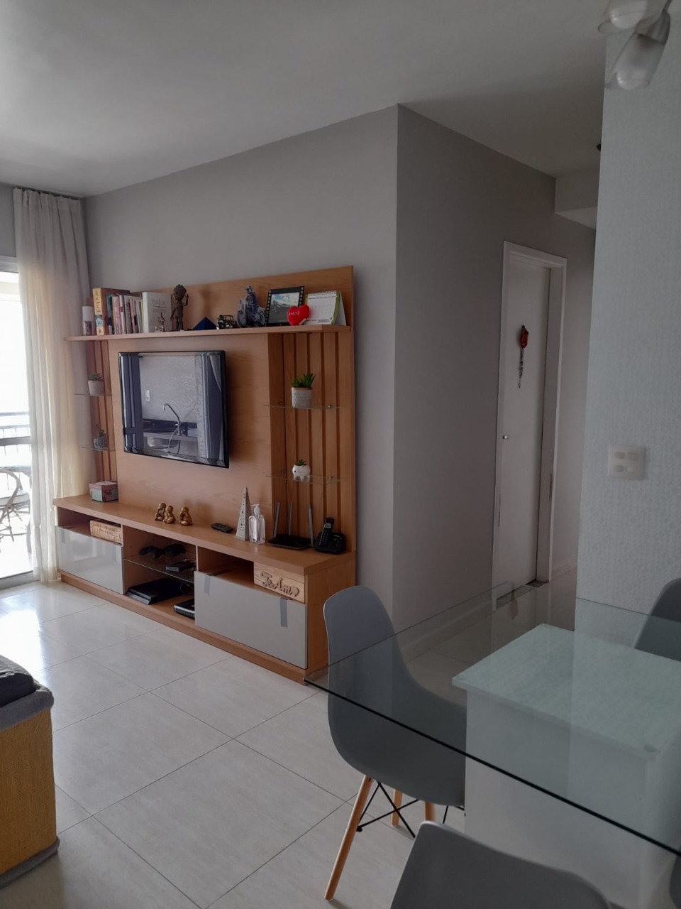 Apartamento à venda com 2 quartos, 69m² - Foto 1