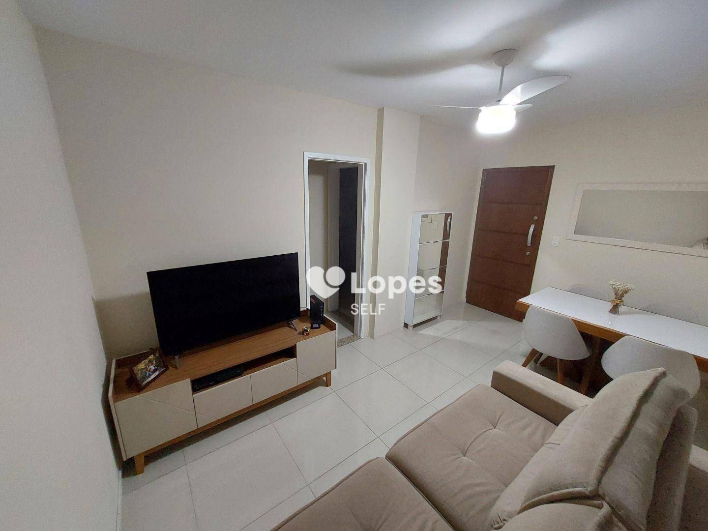 Apartamento à venda com 2 quartos, 65m² - Foto 4