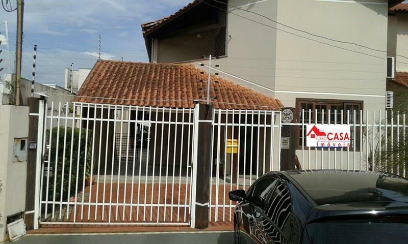 Casa, 3 quartos, 182 m² - Foto 1