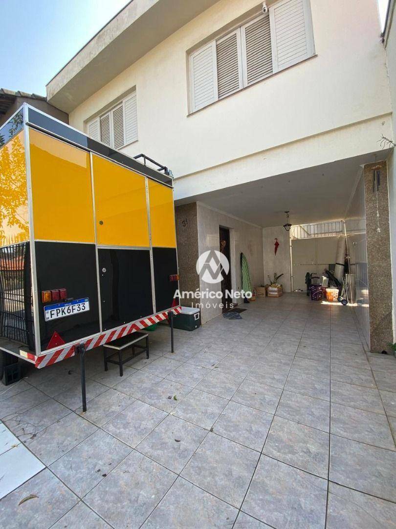 Sobrado à venda com 3 quartos, 167m² - Foto 1