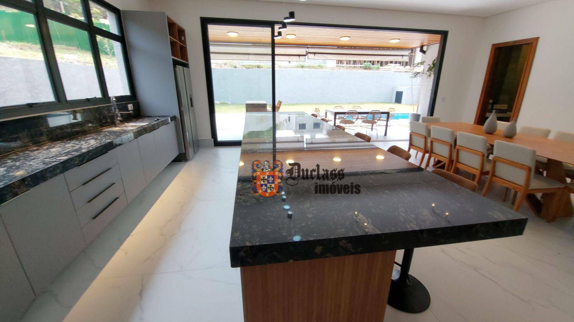 Casa de Condomínio para alugar com 4 quartos, 390m² - Foto 45