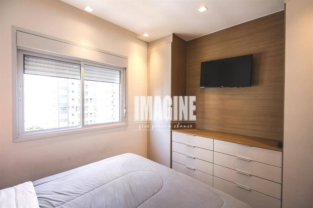 Apartamento à venda com 2 quartos, 70m² - Foto 6