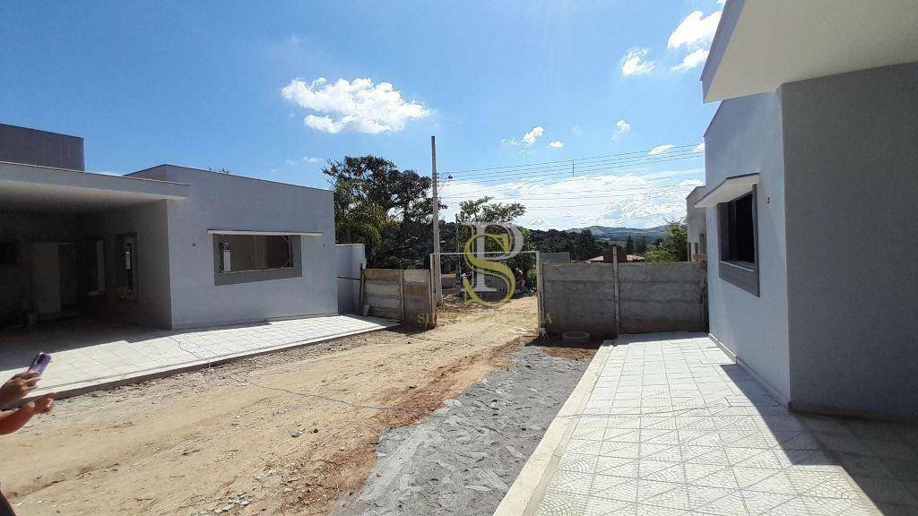 Casa à venda com 2 quartos, 82m² - Foto 6