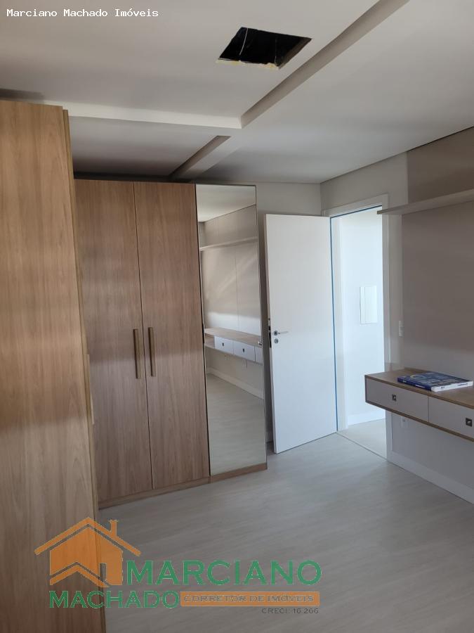 Apartamento à venda com 3 quartos, 153m² - Foto 10