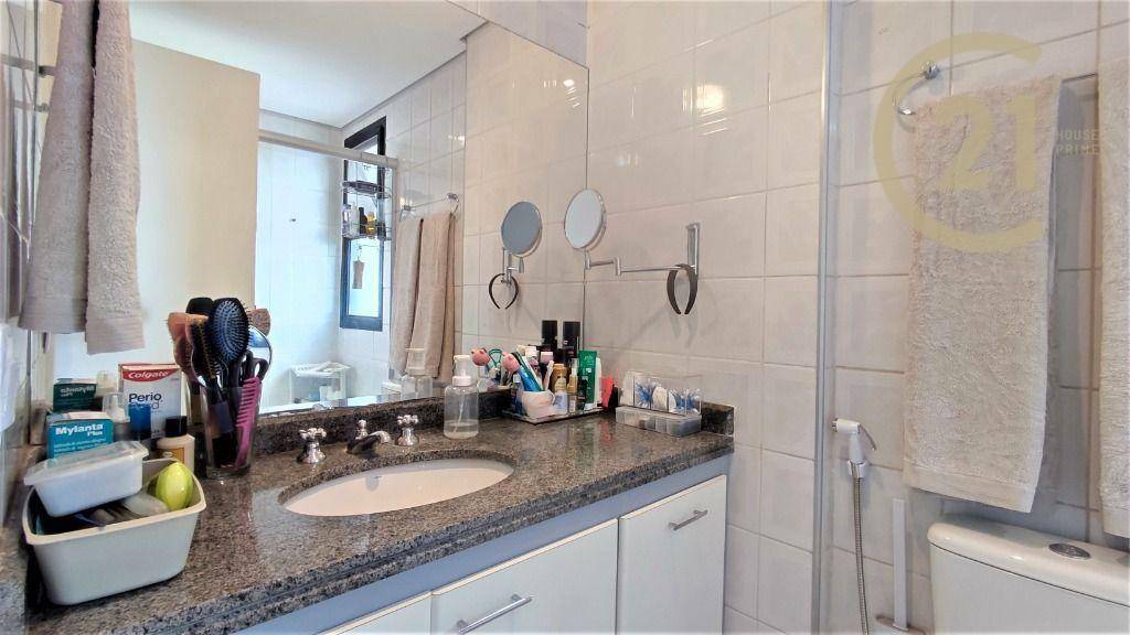 Apartamento à venda com 2 quartos, 70m² - Foto 12