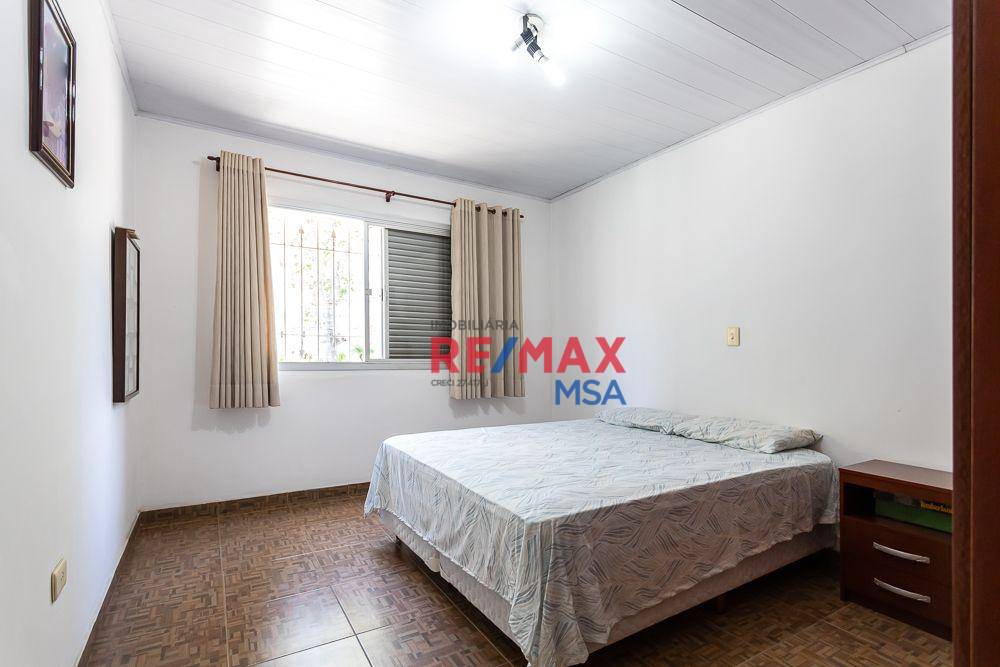 Casa à venda com 3 quartos, 200m² - Foto 15