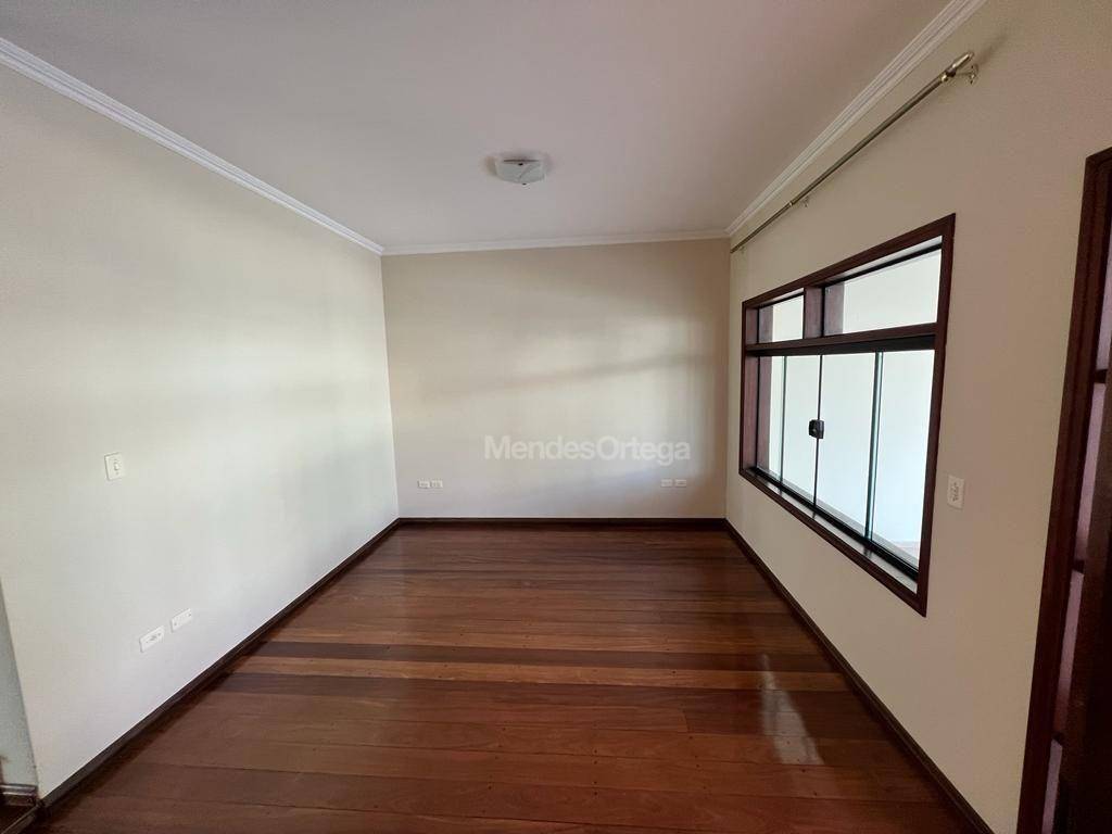 Casa de Condomínio à venda e aluguel com 4 quartos, 225m² - Foto 11