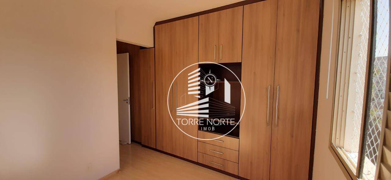 Apartamento à venda com 3 quartos, 100m² - Foto 3