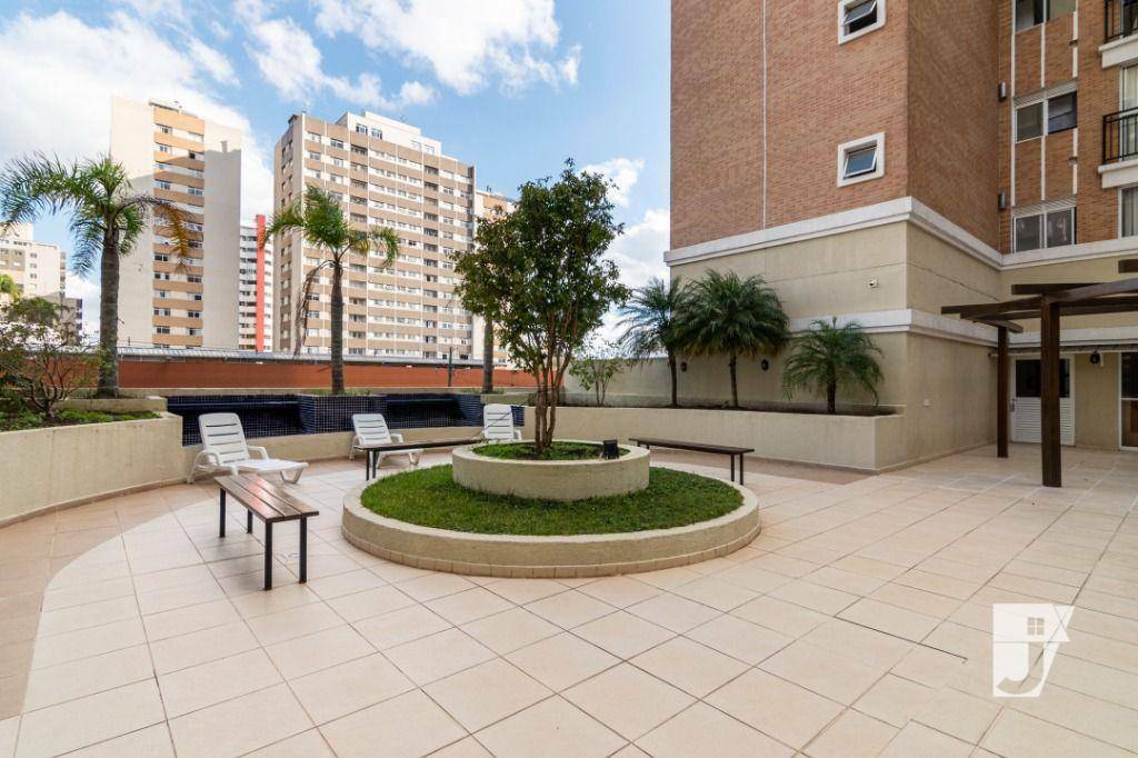 Apartamento à venda com 3 quartos, 64m² - Foto 2